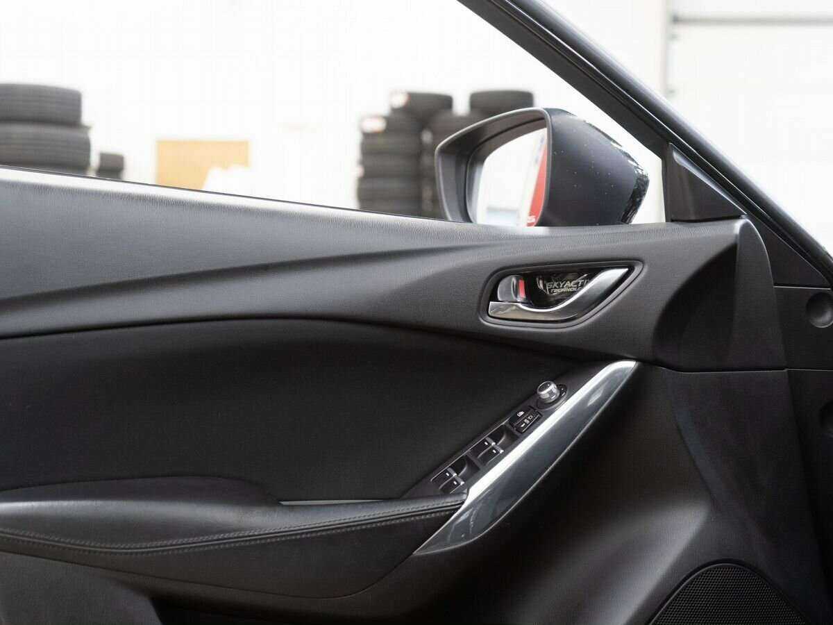 Mazda 6, 2017 Фото №15