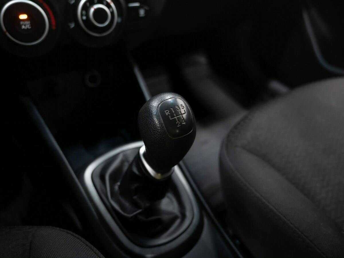 Kia Rio, 2013 Фото №17