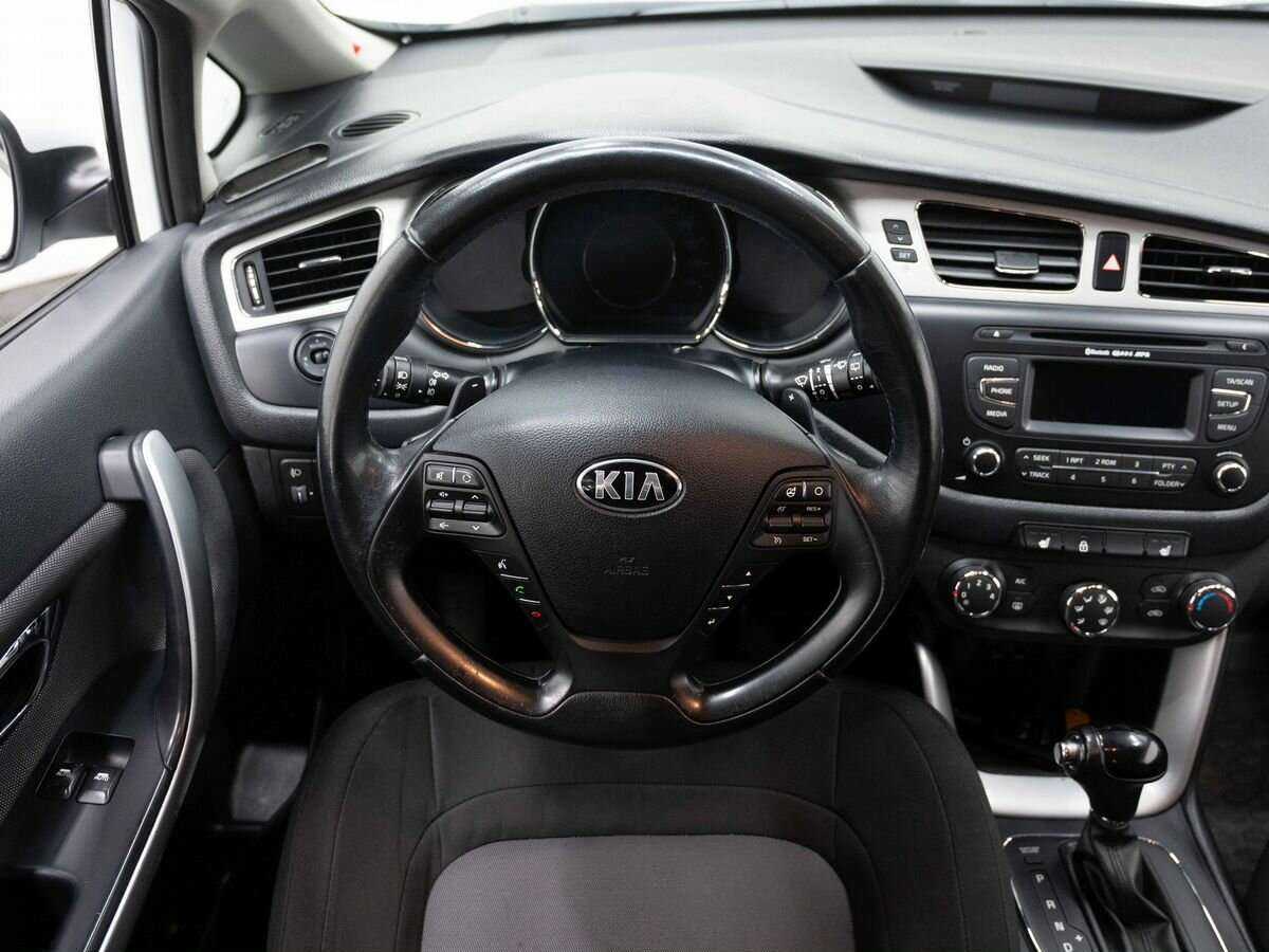 Kia Ceed, 2014 Фото №13