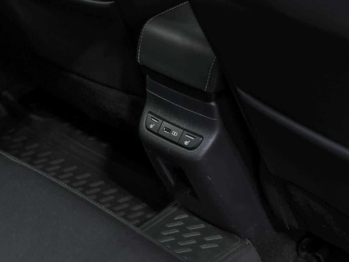 Lada (ВАЗ) Vesta SW, 2021 Фото №16