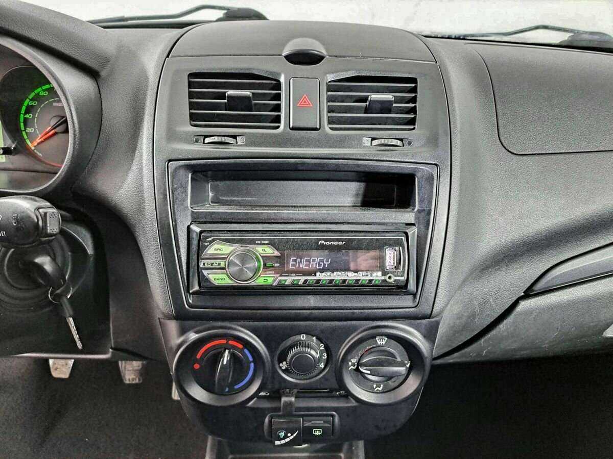 Lada (ВАЗ) Kalina, 2015 Фото №12