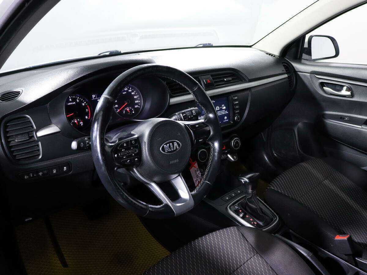 Kia Rio X-Line, 2018 Фото №12