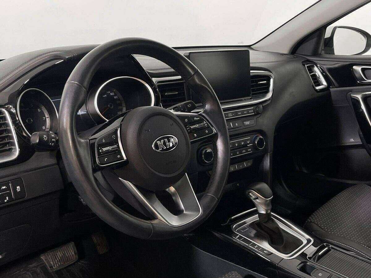 Kia Ceed, 2018 Фото №18