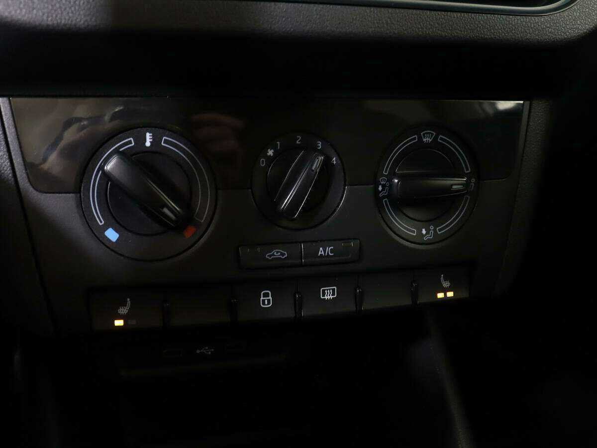 Skoda Rapid, 2021 Фото №16