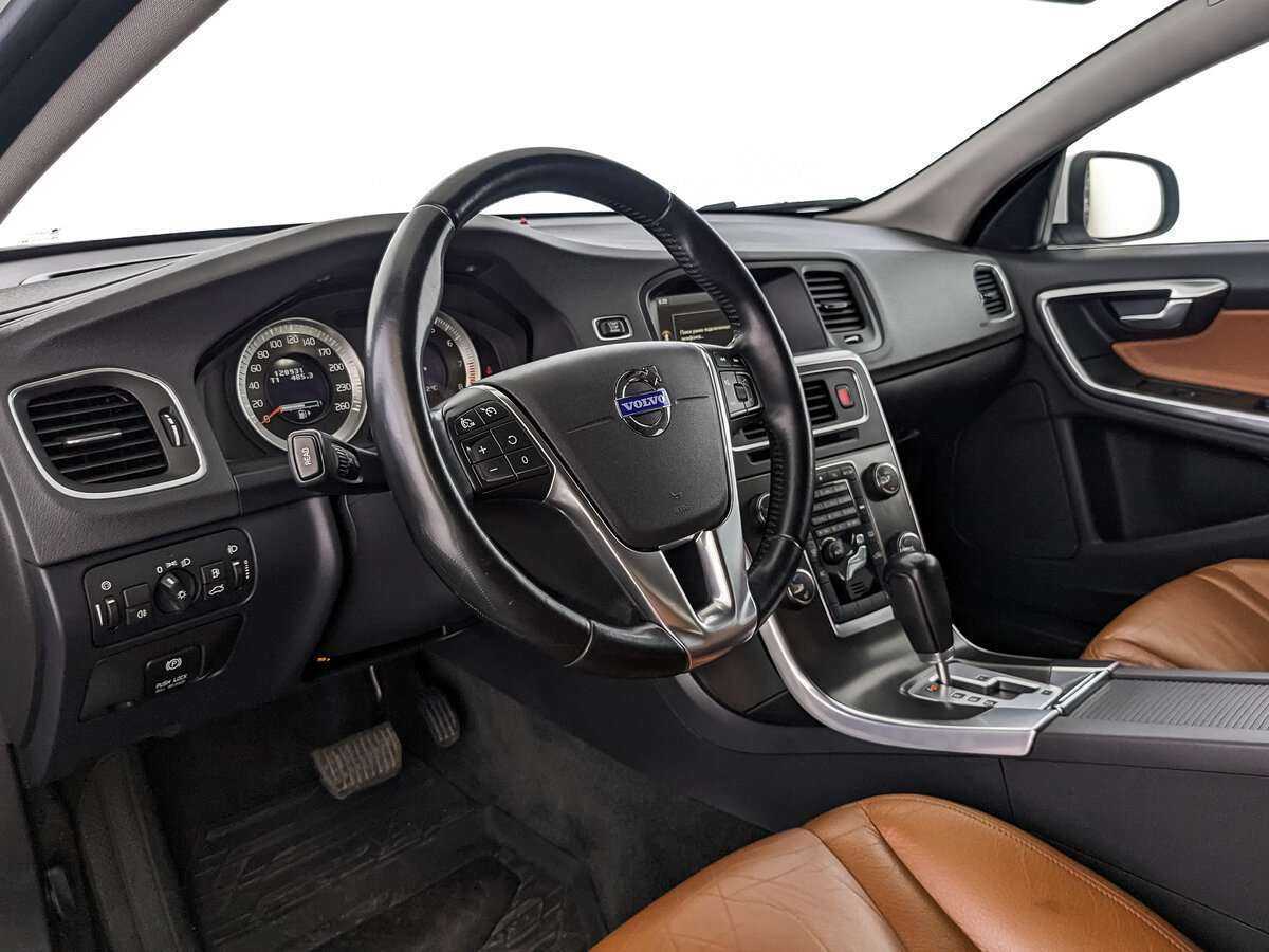 Volvo S60, 2012 Фото №14