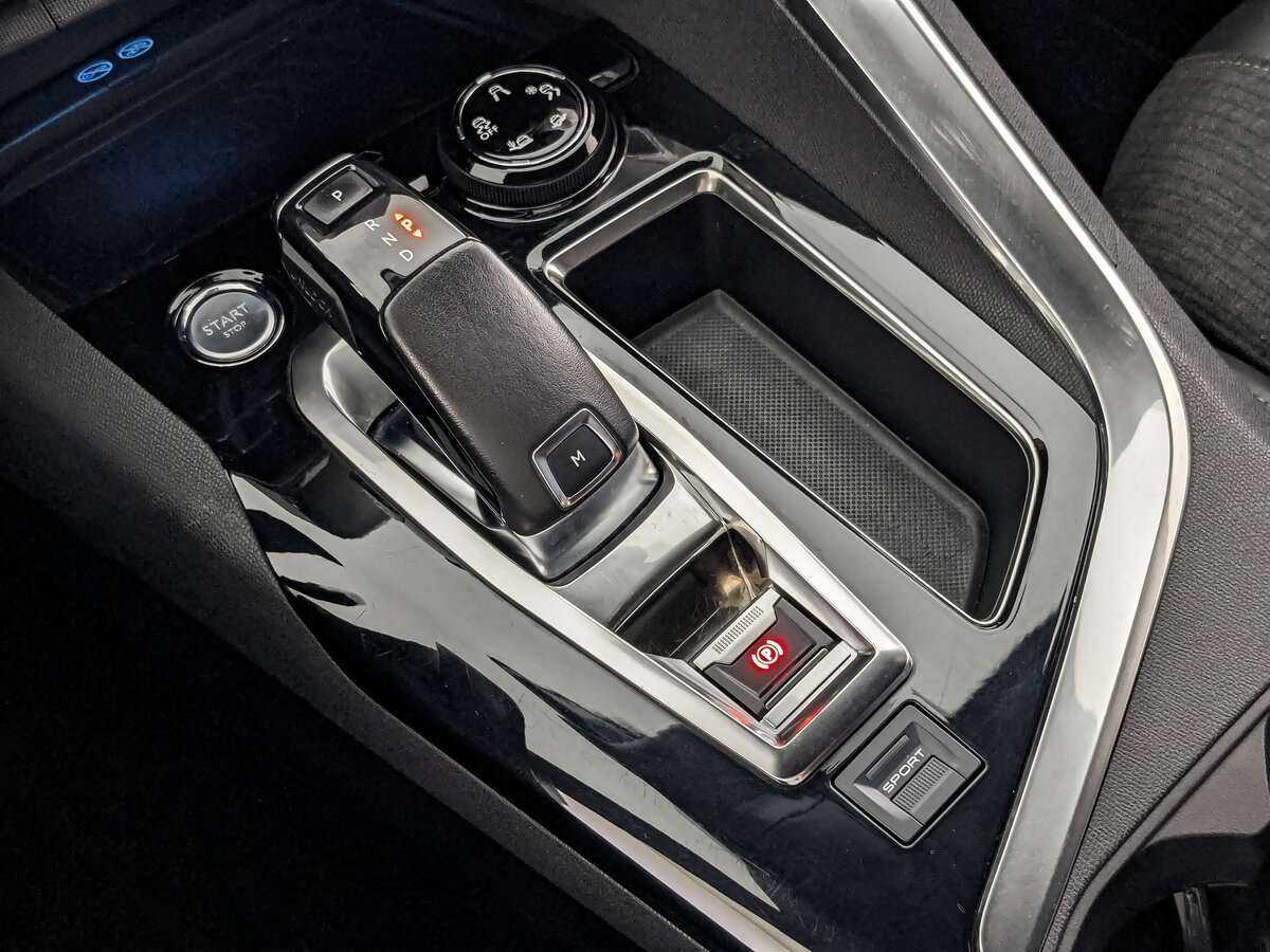 Peugeot 3008, 2018 Фото №21