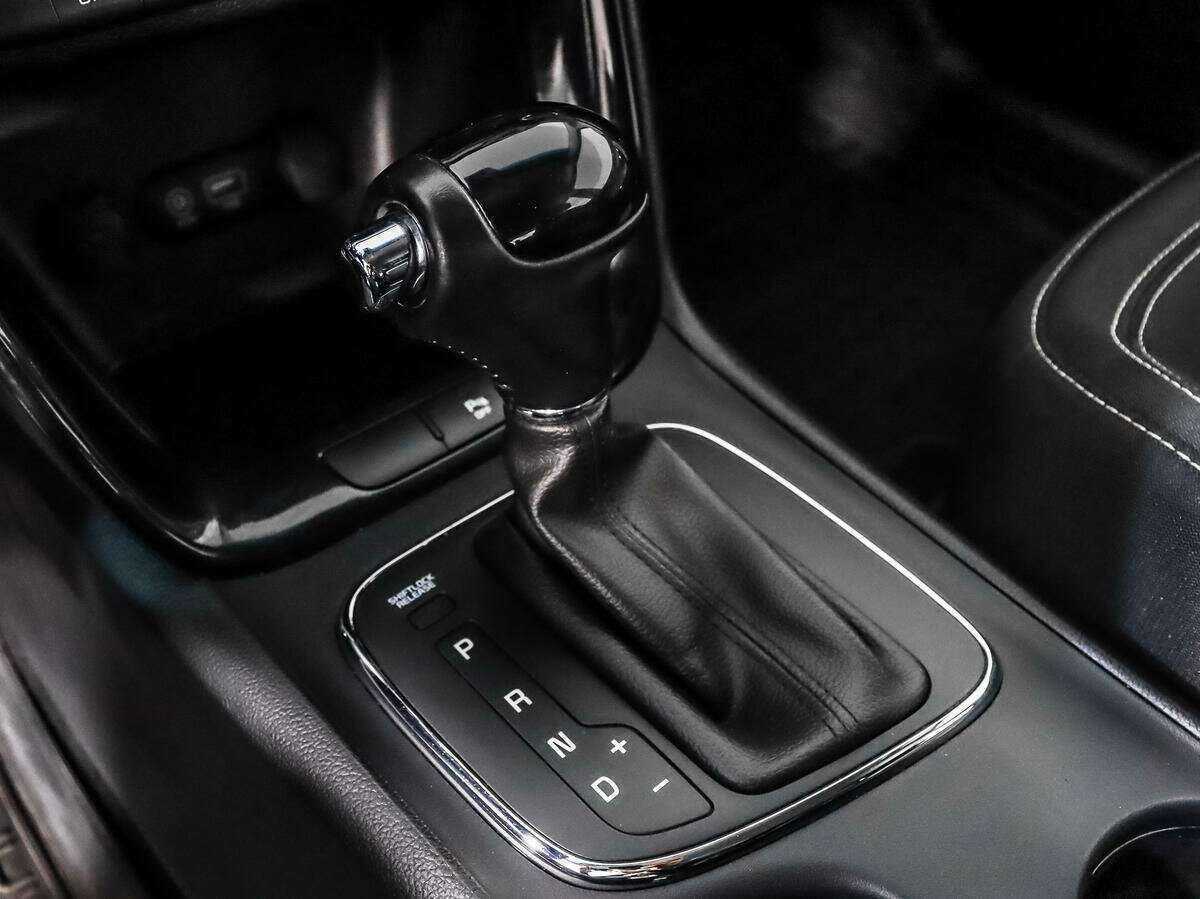 Kia Ceed, 2018 Фото №8