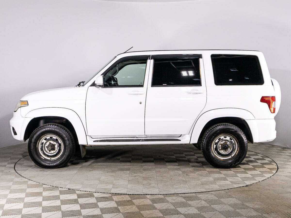 УАЗ Patriot, 2019 Фото №8