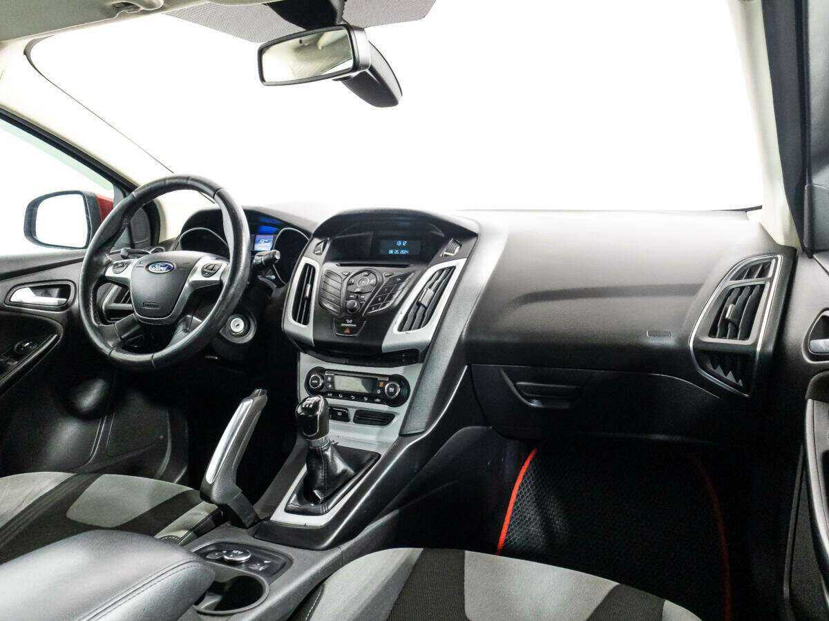 Ford Focus, 2012 Фото №9