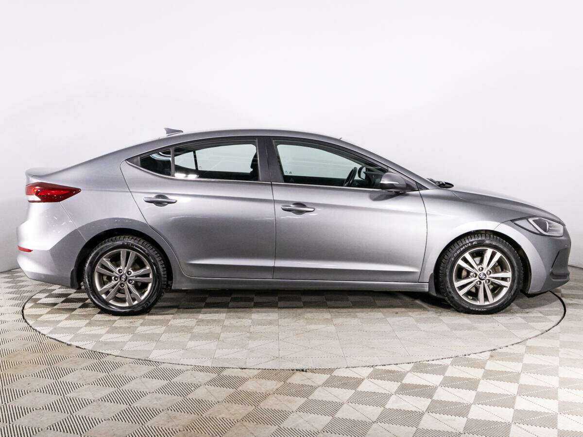 Hyundai Elantra, 2018 Фото №4
