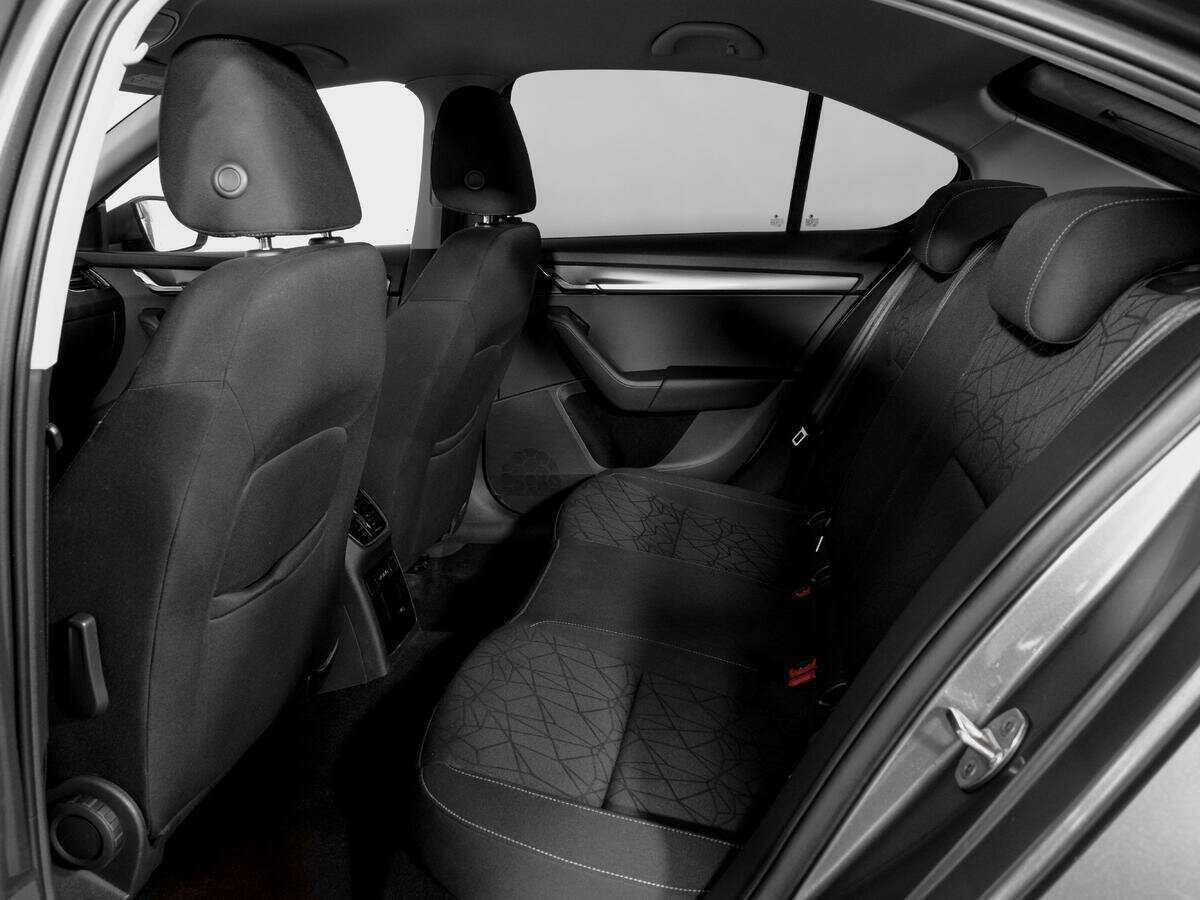 Skoda Octavia, 2018 Фото №10