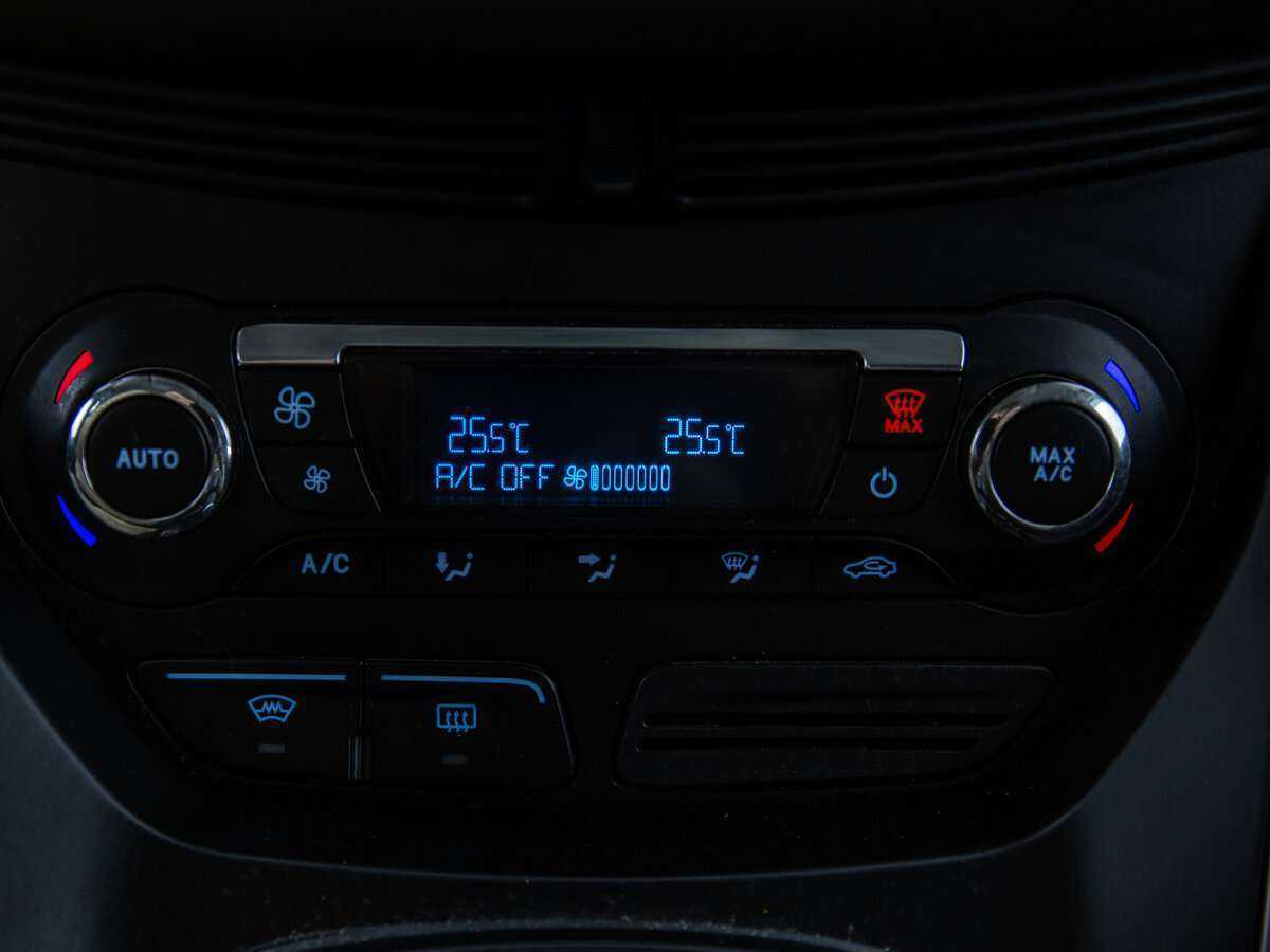 Ford Kuga, 2013 Фото №16