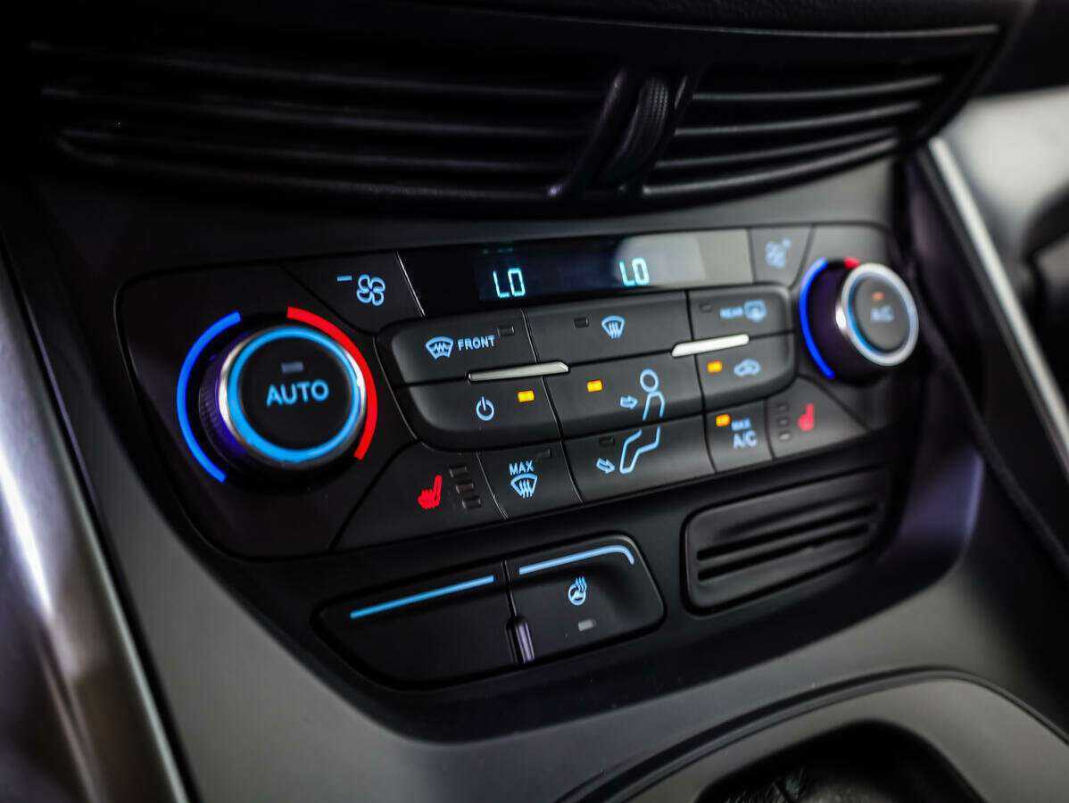 Ford Kuga, 2017 Фото №13