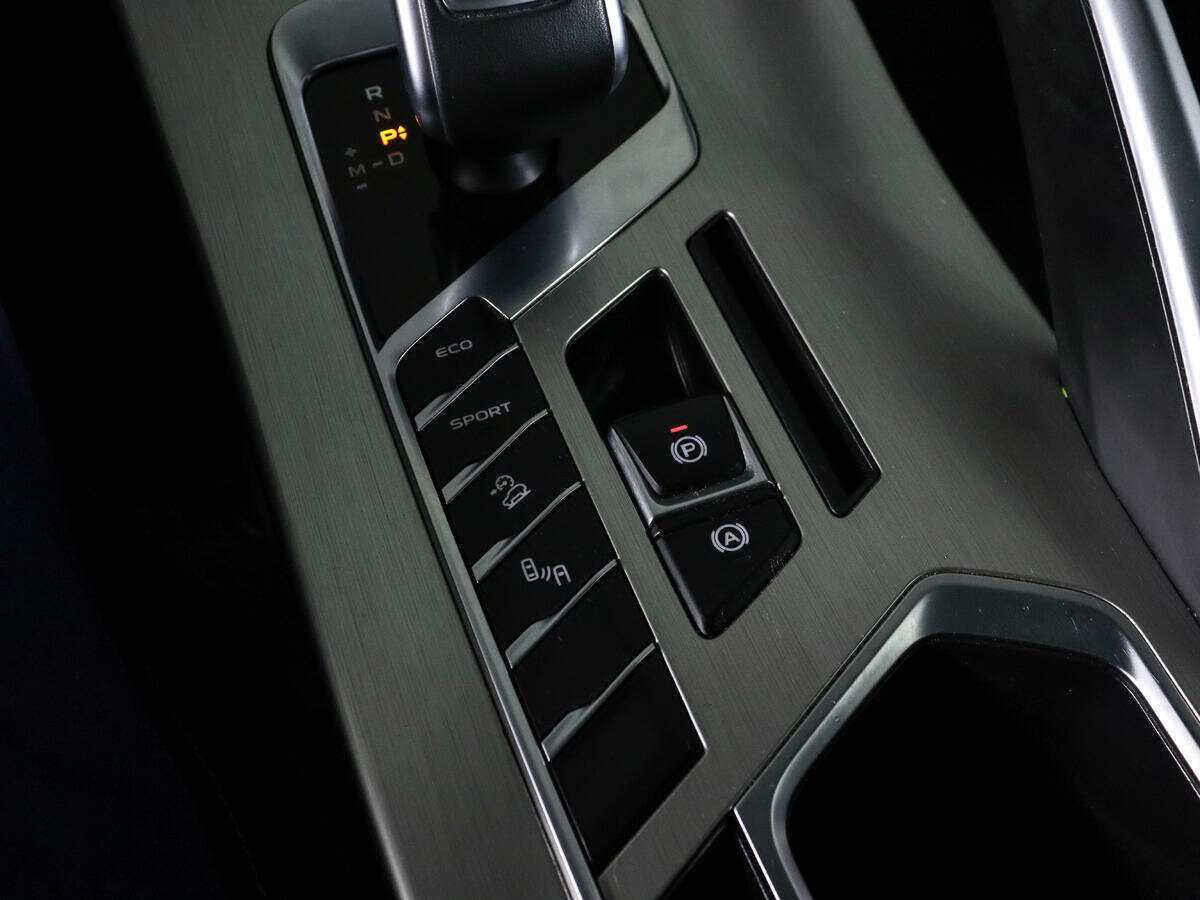 Geely Coolray, 2021 Фото №18