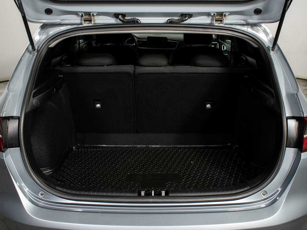 Kia Ceed, 2018 Фото №7