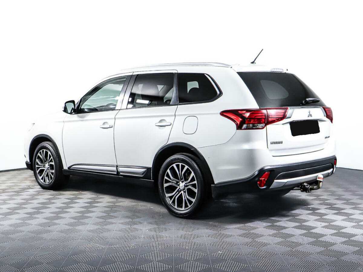 Mitsubishi Outlander, 2015 Фото №7