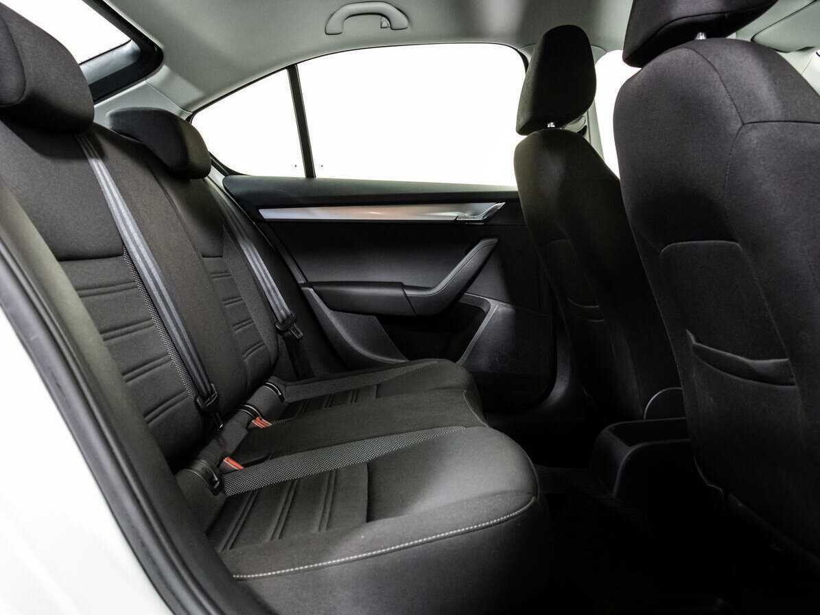 Skoda Octavia, 2018 Фото №10