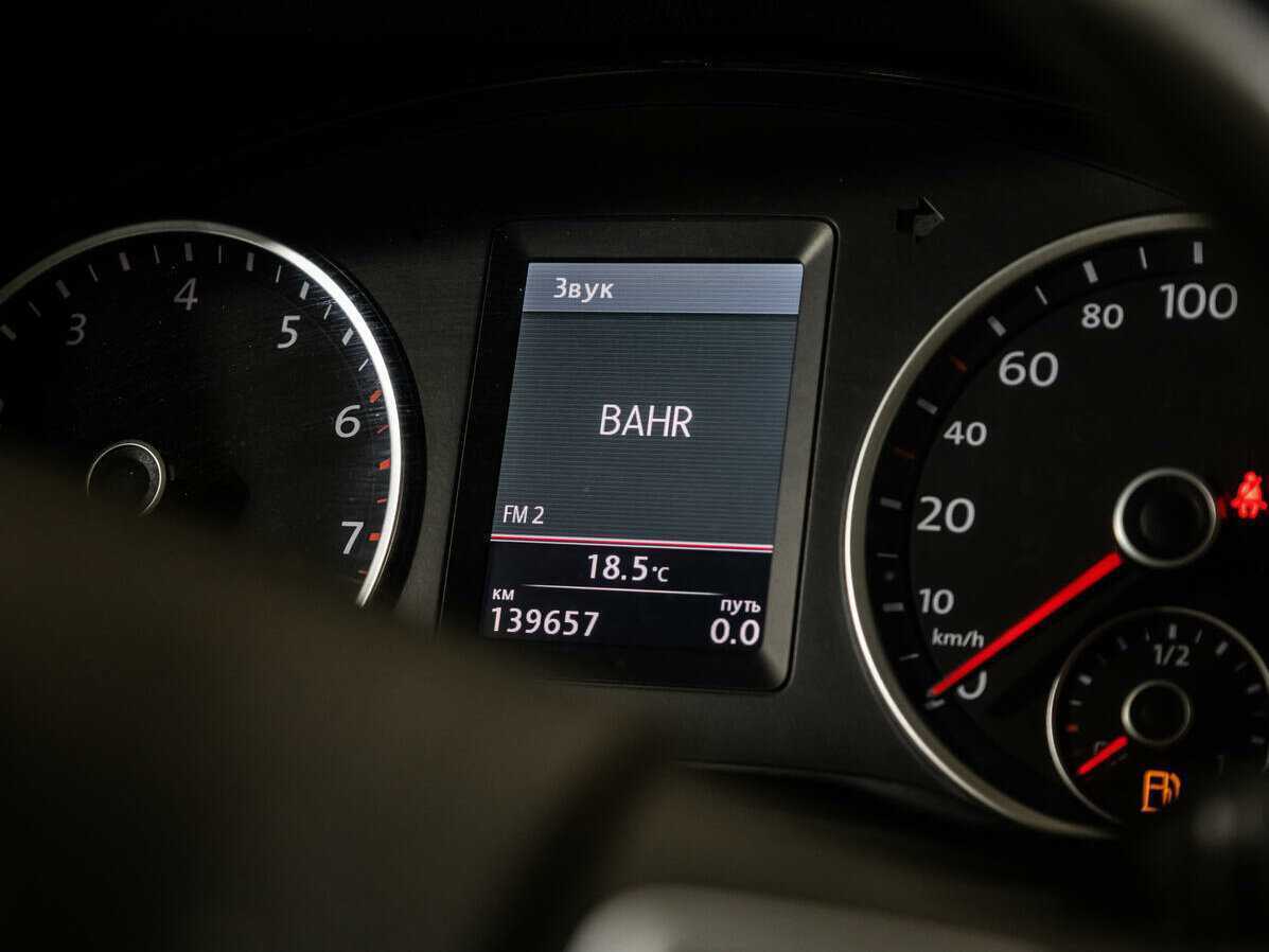 Volkswagen Tiguan, 2012 Фото №12