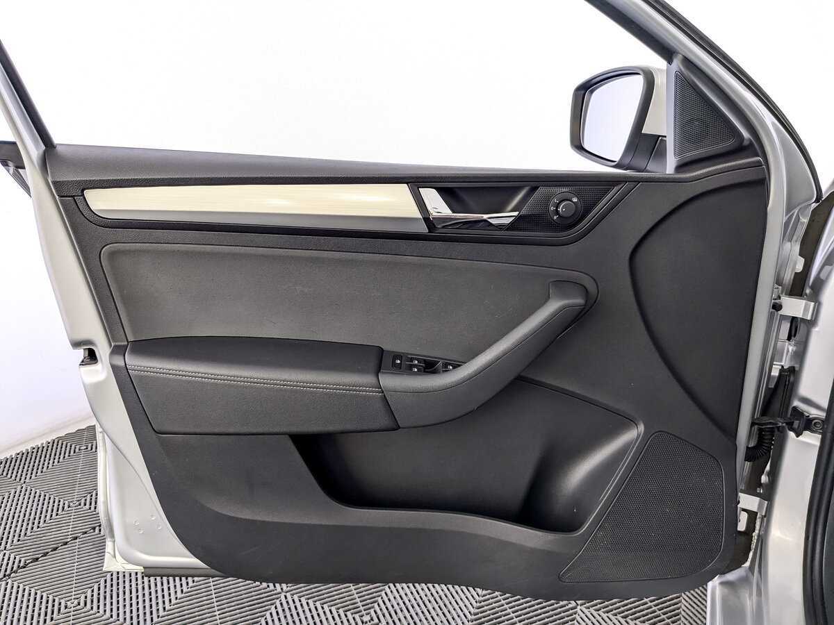 Skoda Rapid, 2018 Фото №15