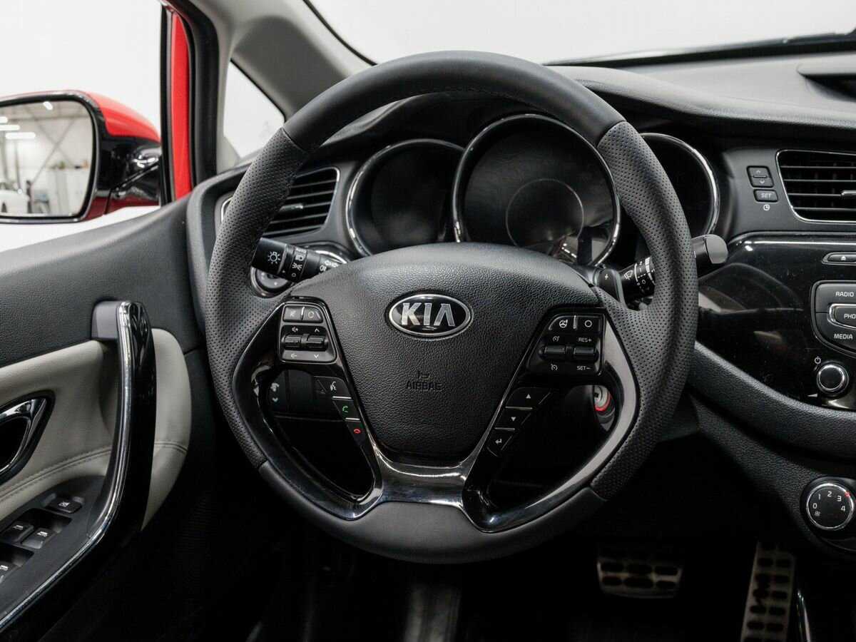 Kia Ceed, 2014 Фото №12