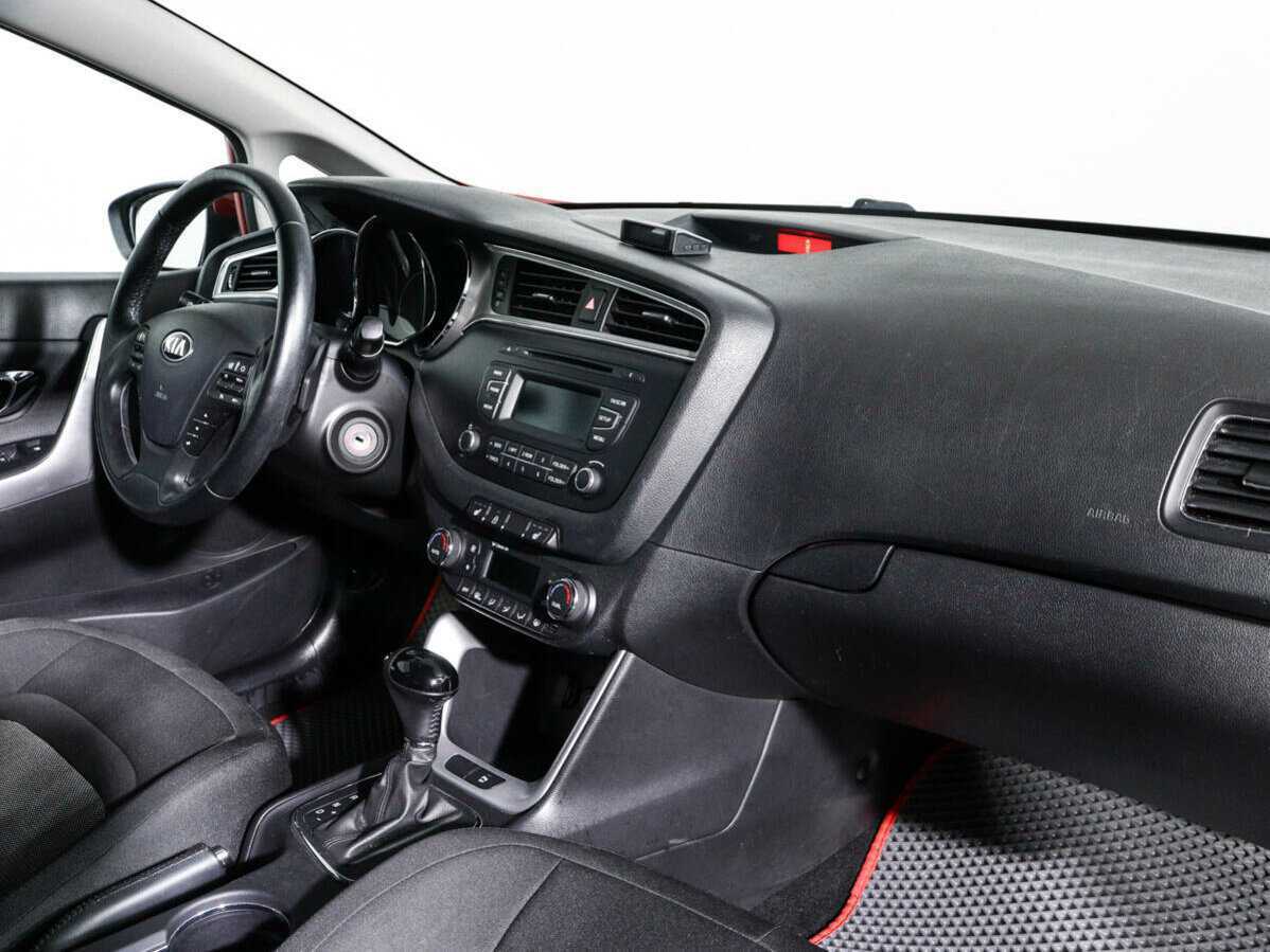 Kia Ceed, 2016 Фото №9