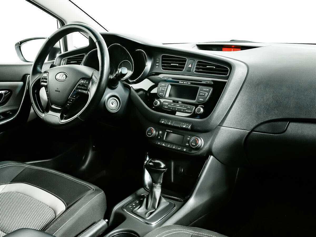 Kia Ceed, 2012 Фото №9