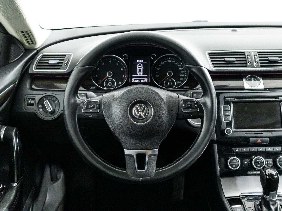 Volkswagen Passat CC, 2013 Фото №17
