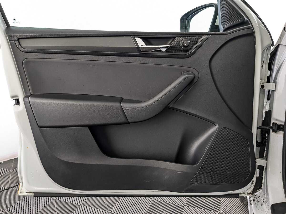 Skoda Rapid, 2019 Фото №17