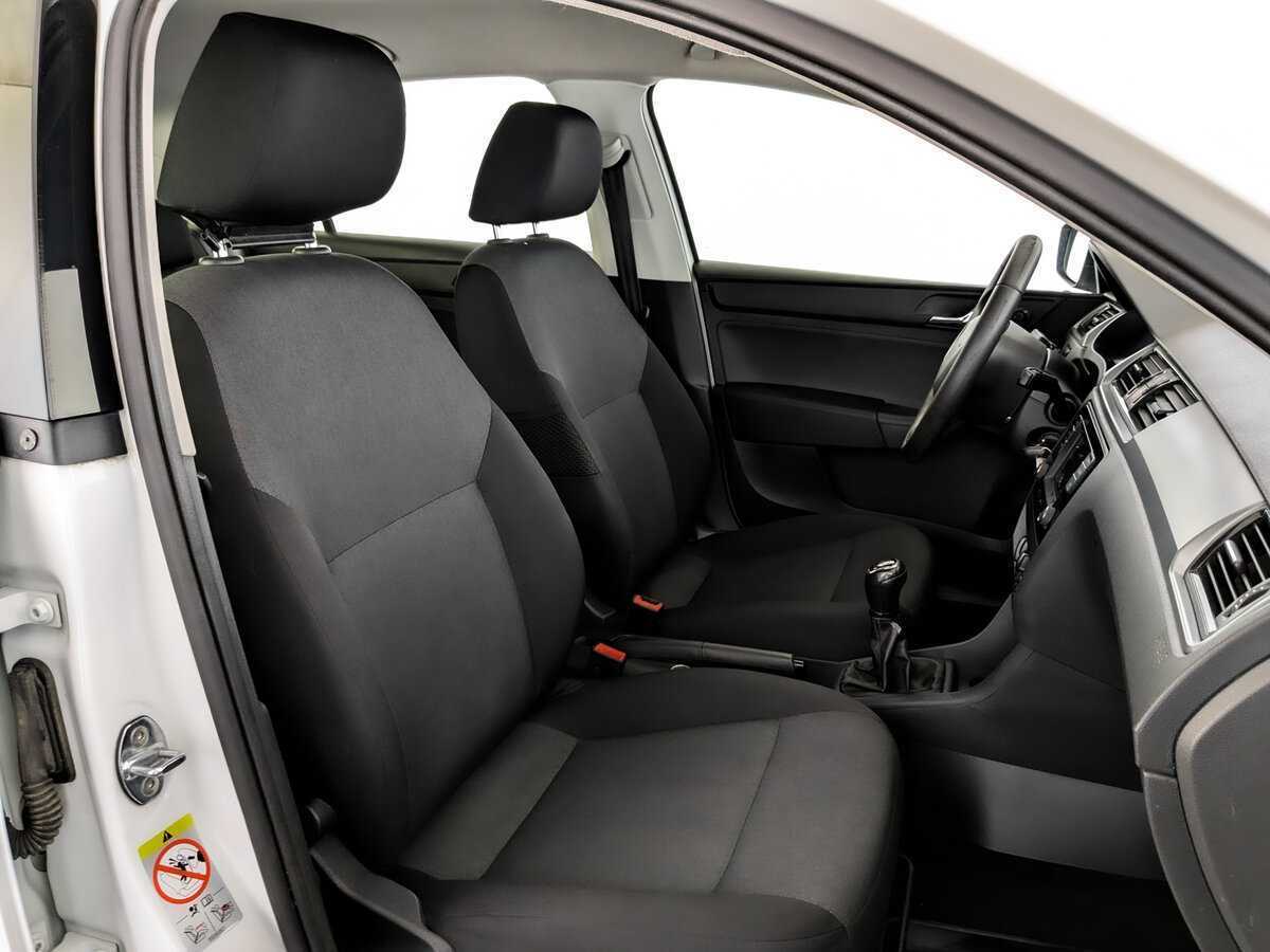 Skoda Rapid, 2017 Фото №23