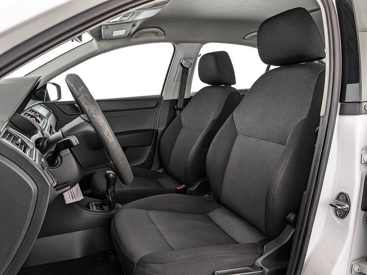 Skoda Rapid, 2017 Фото №20