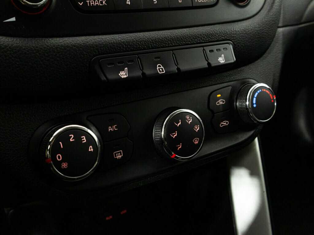 Kia Ceed, 2012 Фото №15