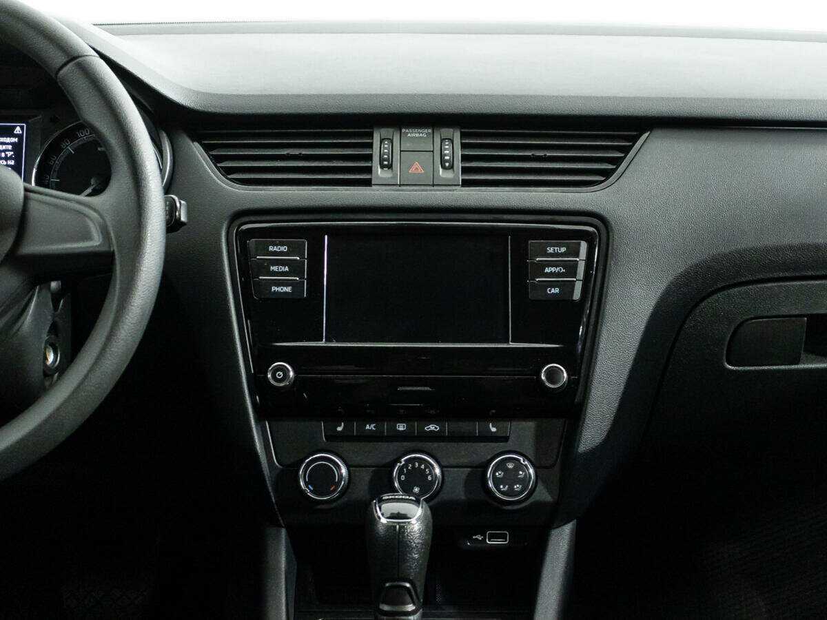 Skoda Octavia, 2018 Фото №14