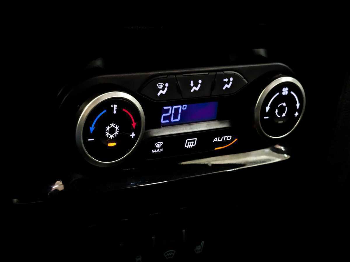 Lada (ВАЗ) XRAY Cross, 2022 Фото №23