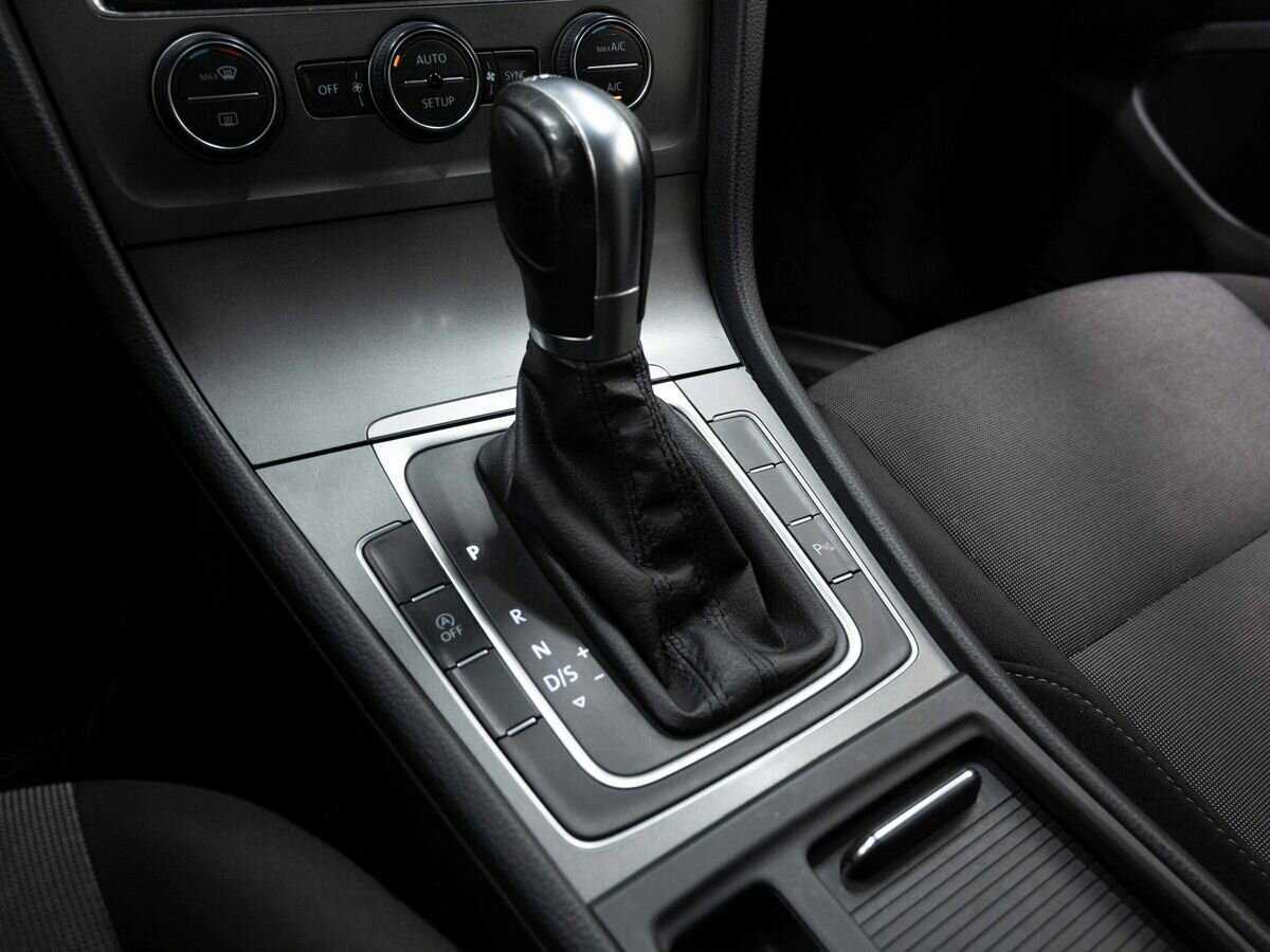 Volkswagen Golf, 2013 Фото №19