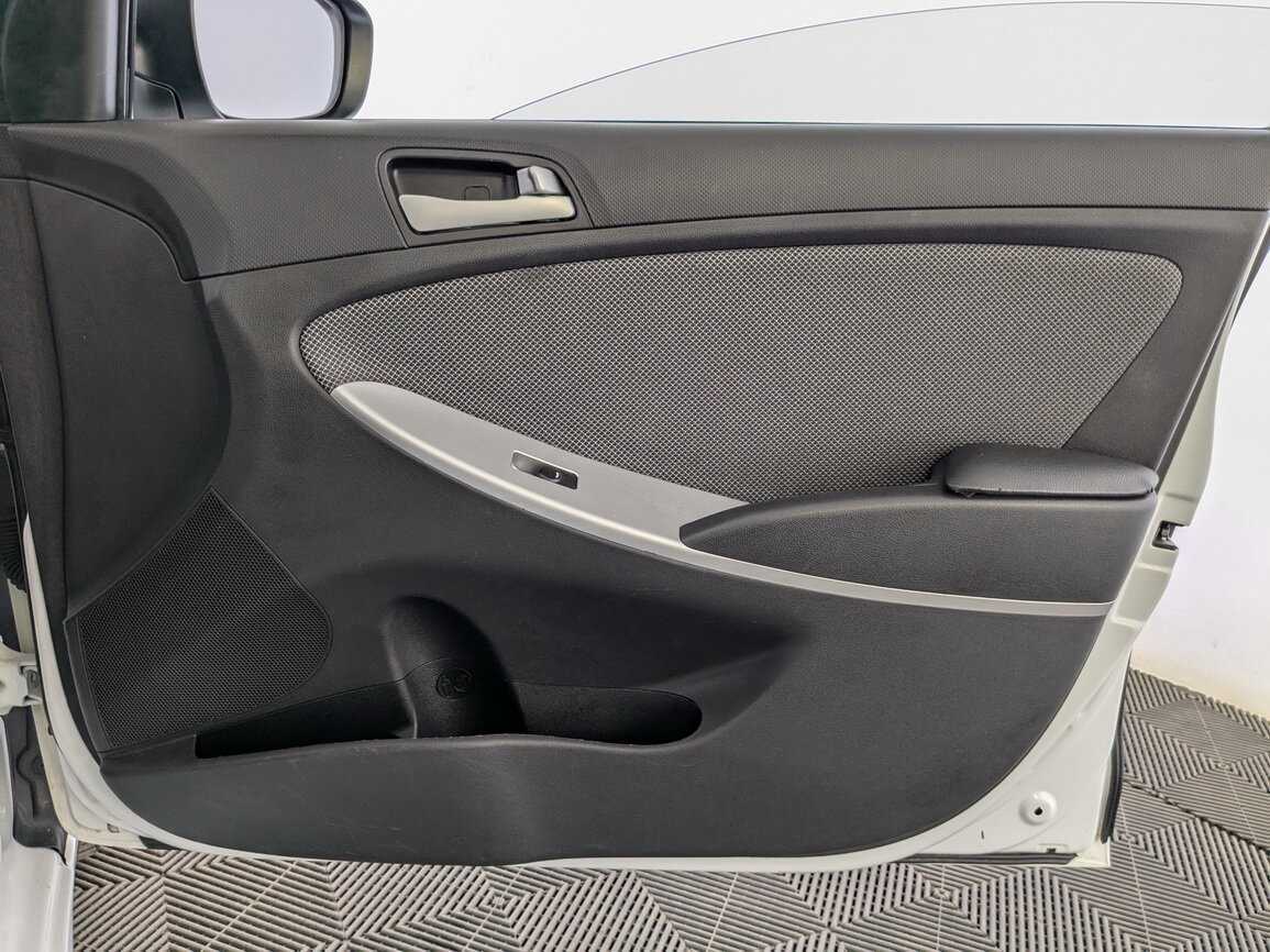 Hyundai Solaris, 2013 Фото №19