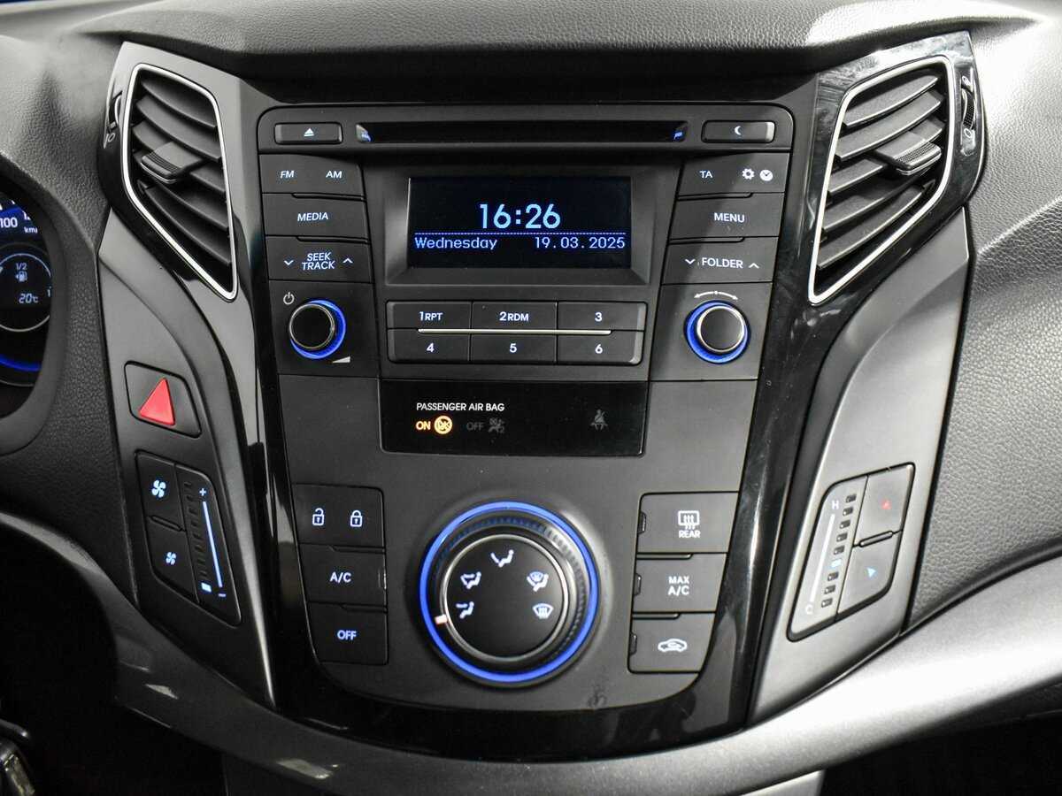 Hyundai i40, 2015 Фото №15