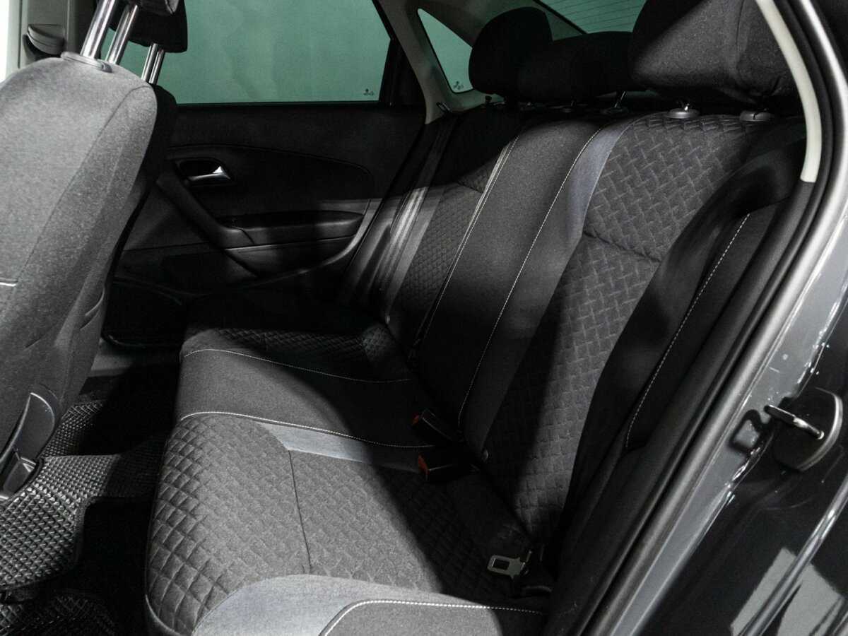 Volkswagen Polo, 2018 Фото №10