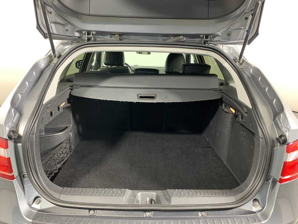 Lada (ВАЗ) Vesta SW Cross, 2020 Фото №20