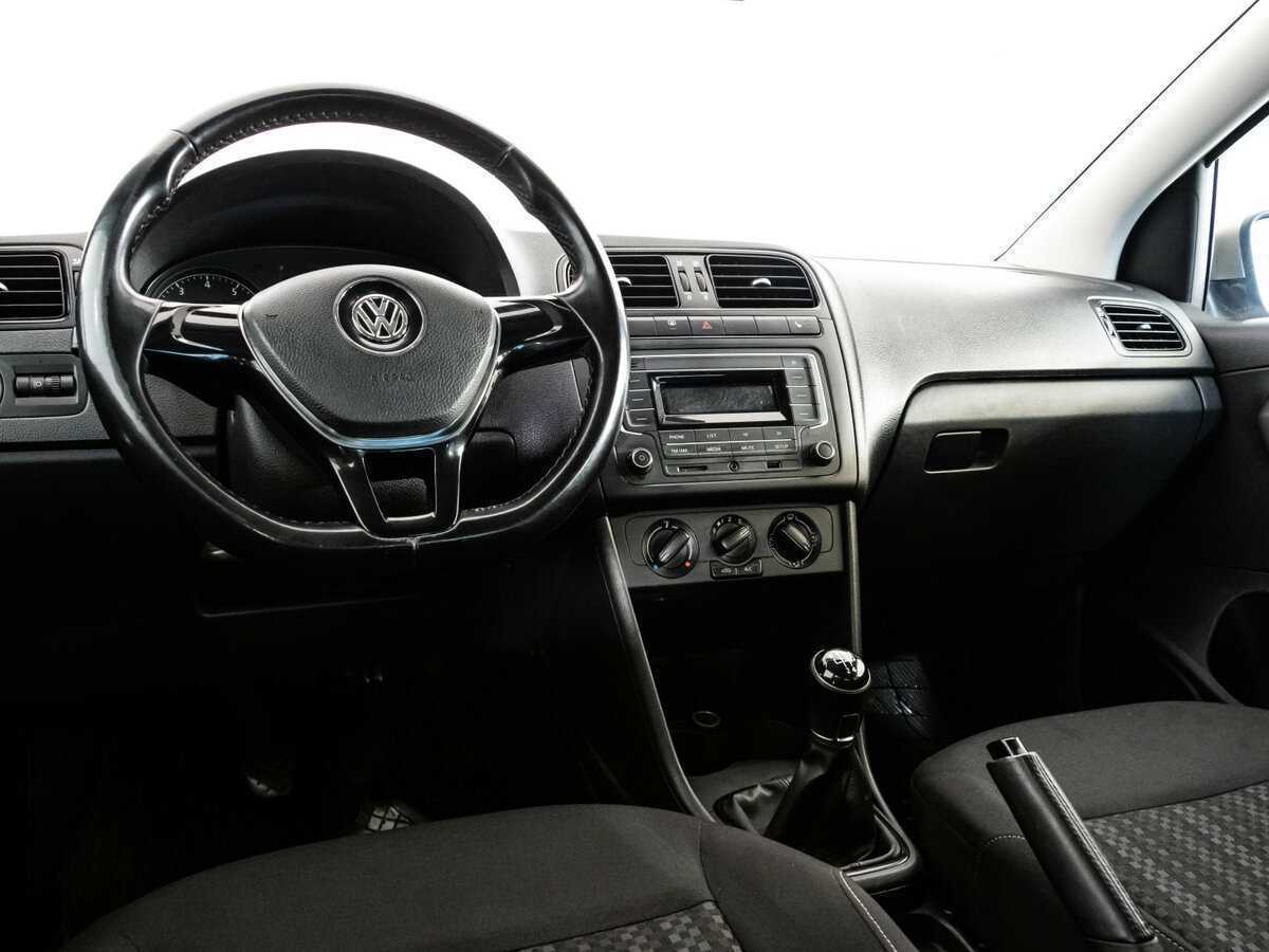 Volkswagen Polo, 2016 Фото №9