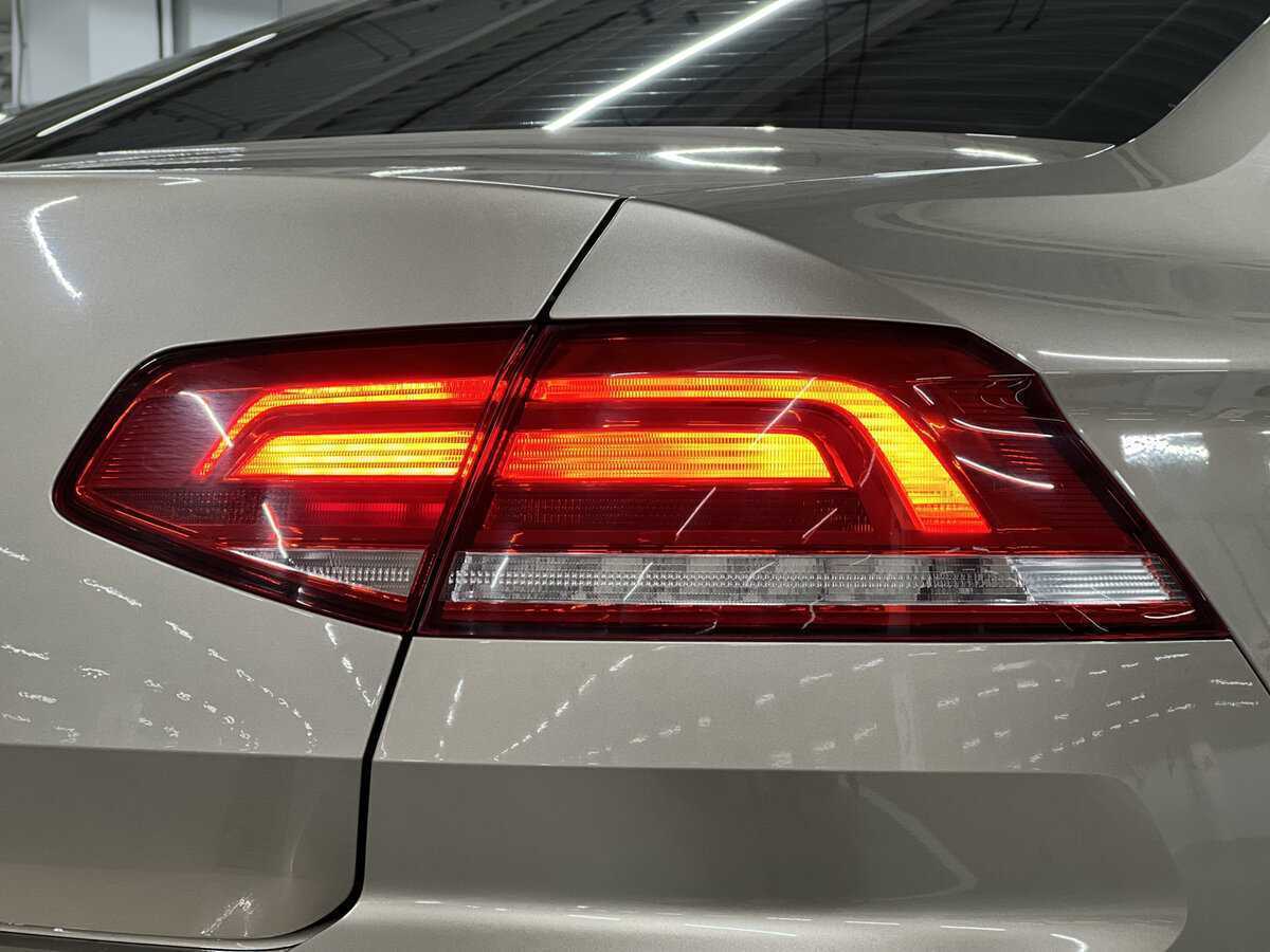 Volkswagen Passat, 2016 Фото №9