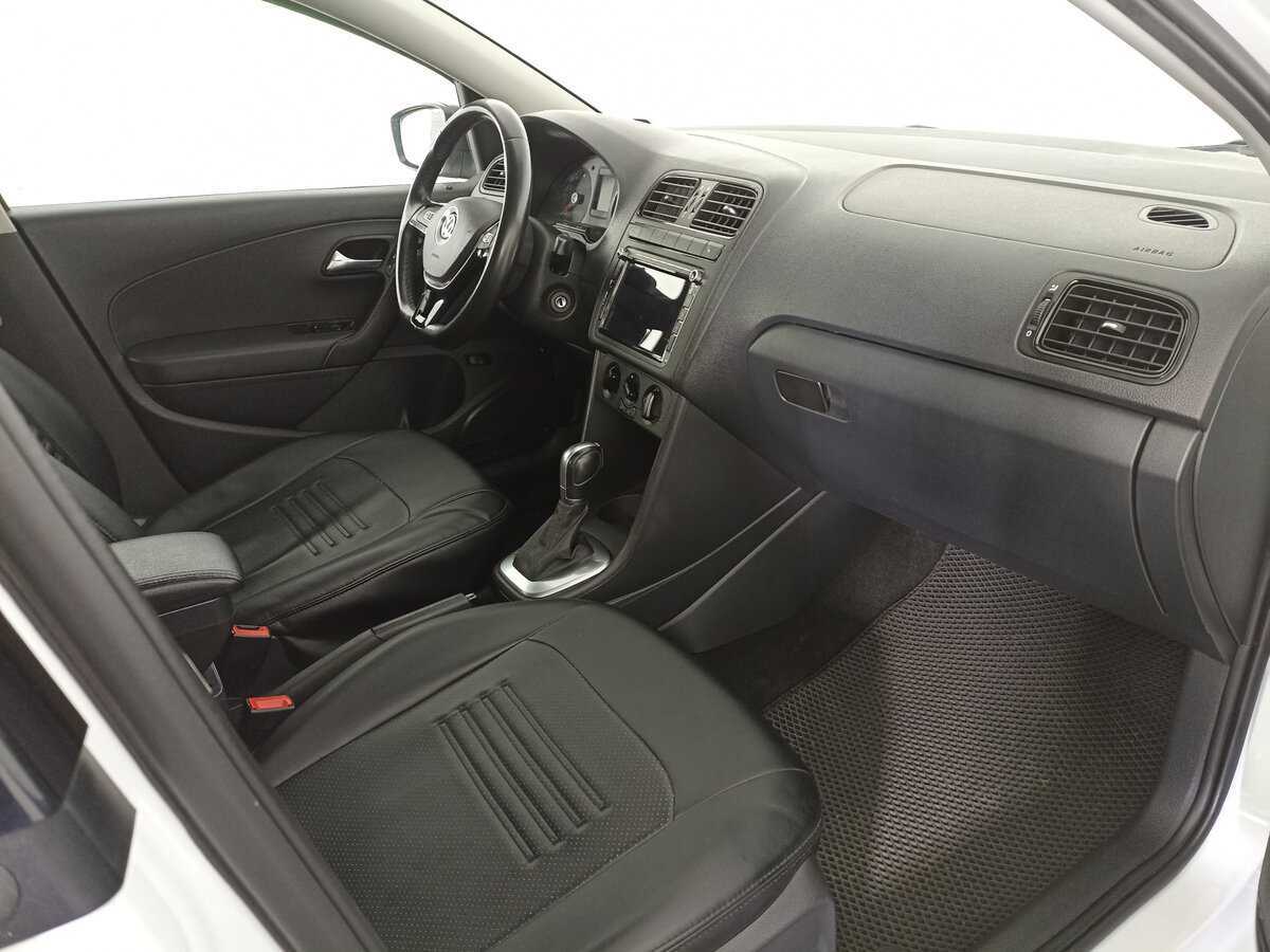 Volkswagen Polo, 2020 Фото №11