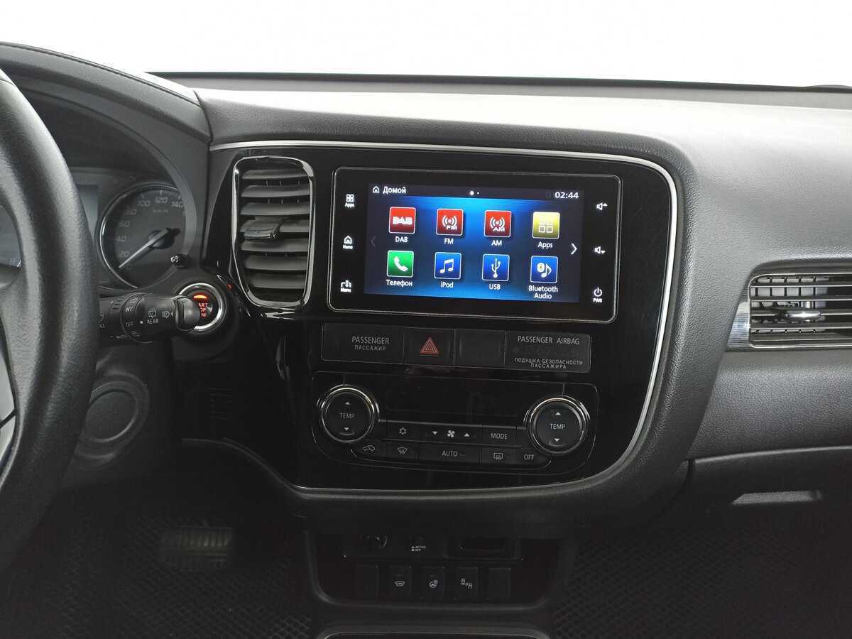 Mitsubishi Outlander, 2017 Фото №13