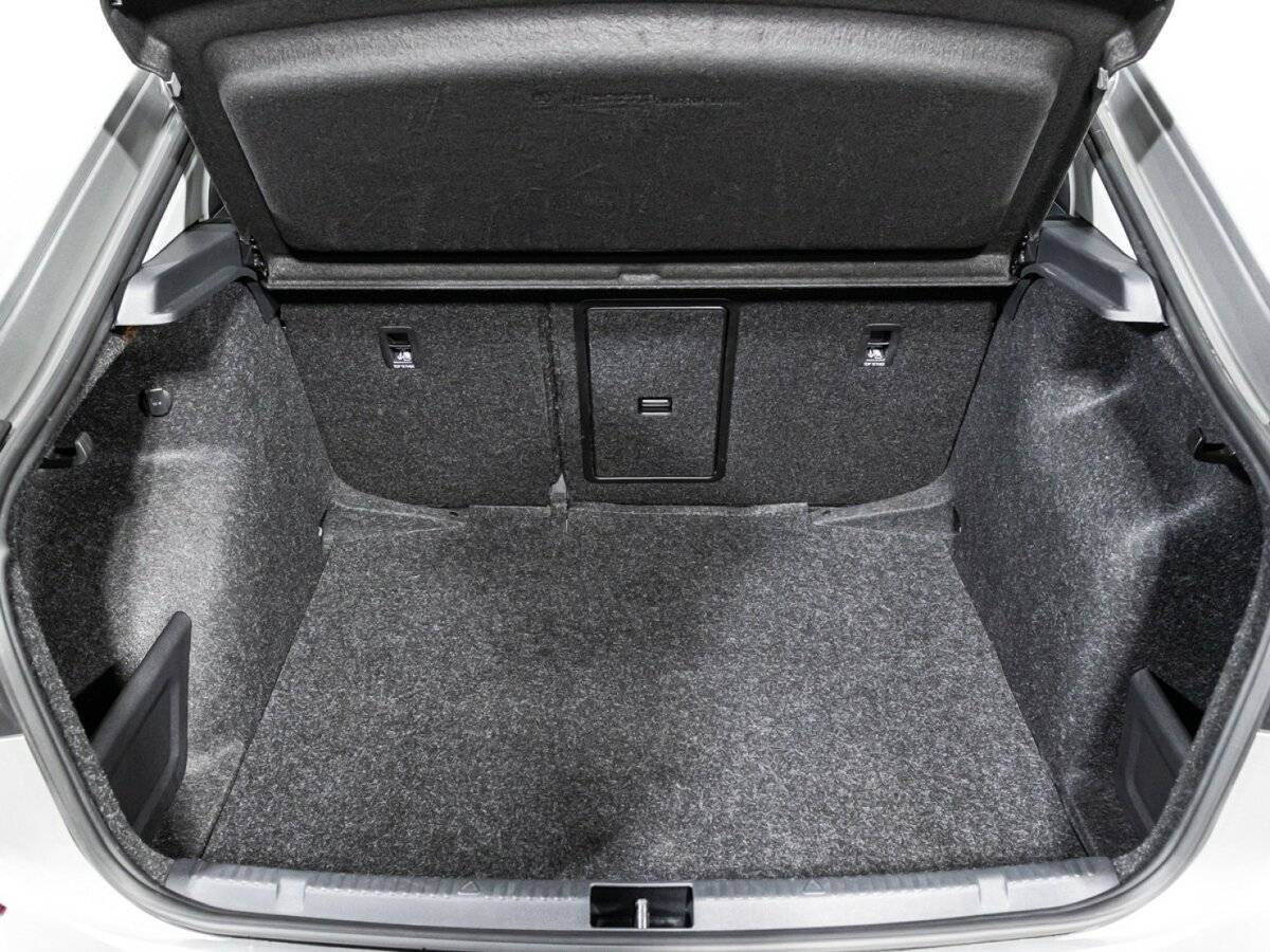 Volkswagen Polo, 2020 Фото №15