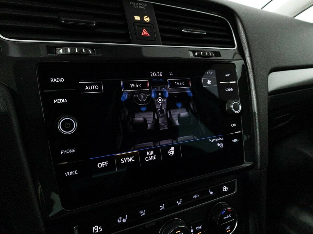 Volkswagen Golf, 2018 Фото №18