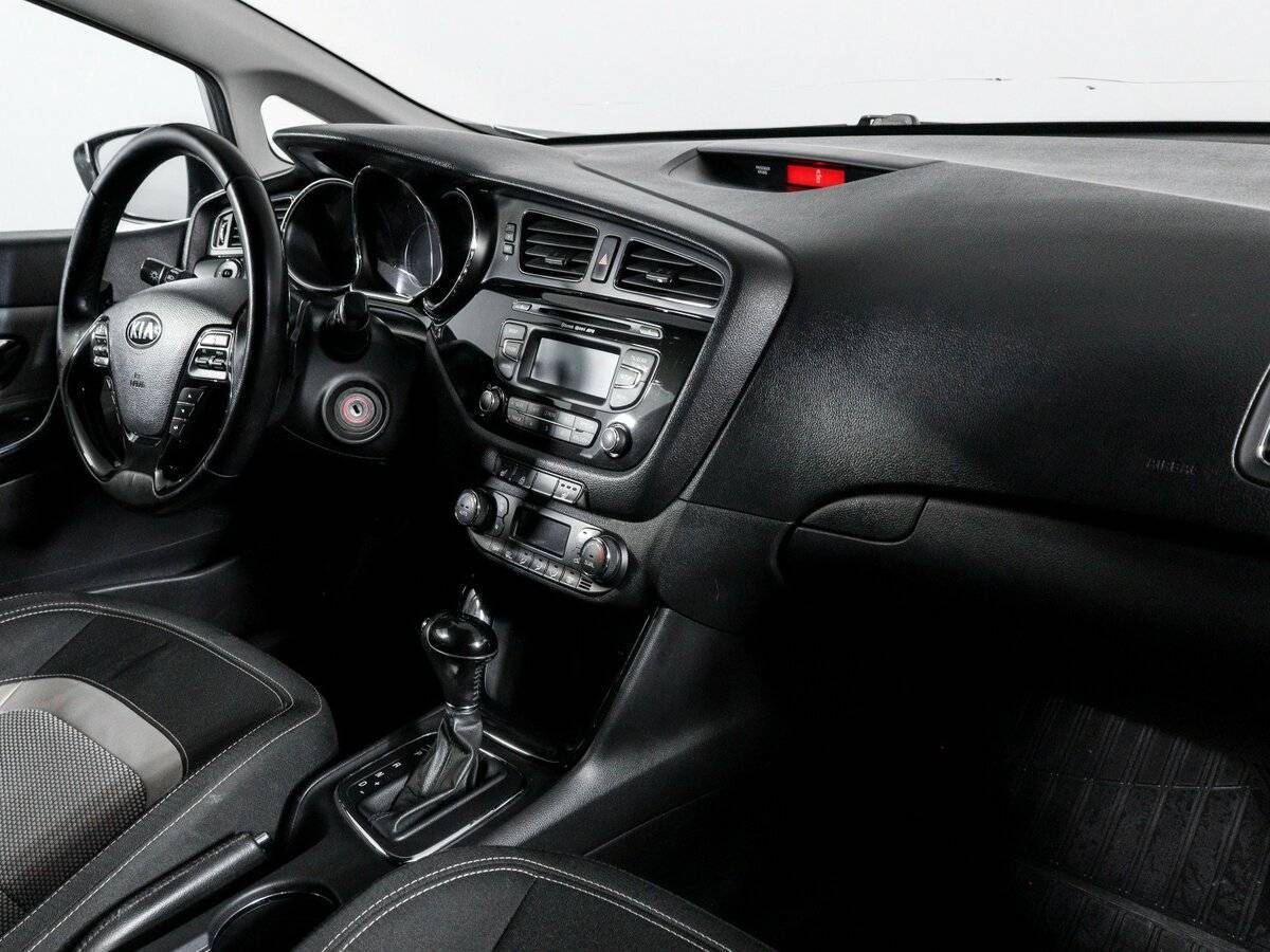 Kia Ceed, 2012 Фото №12