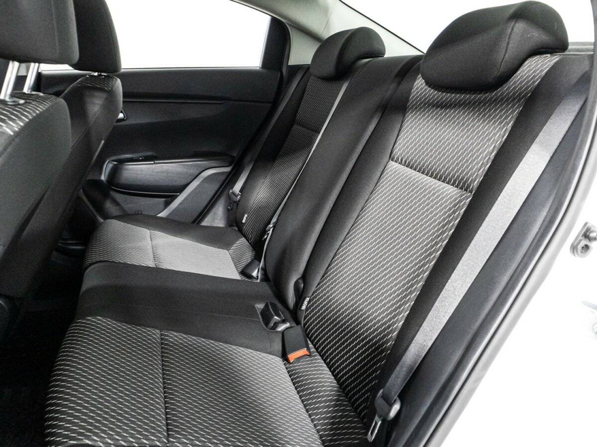 Kia Rio, 2018 Фото №10