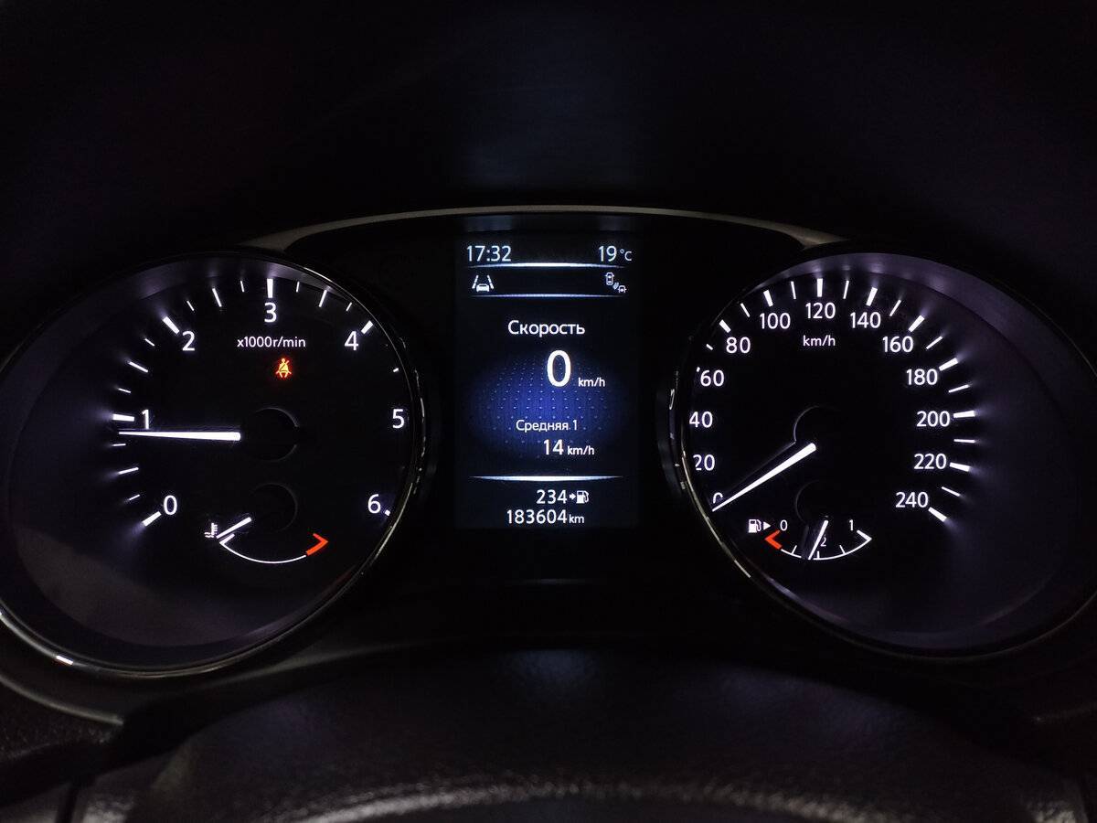 Nissan X-Trail, 2015 Фото №13