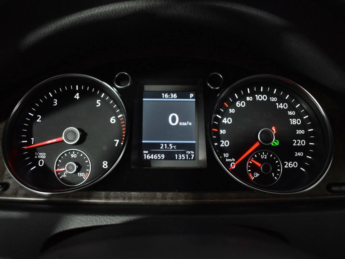 Volkswagen Passat, 2012 Фото №14