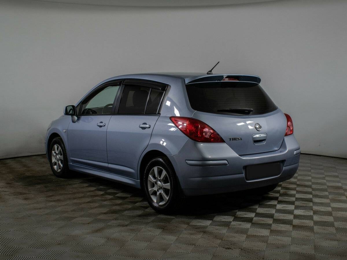 Nissan Tiida I Рестайлинг, 2013 Фото №7