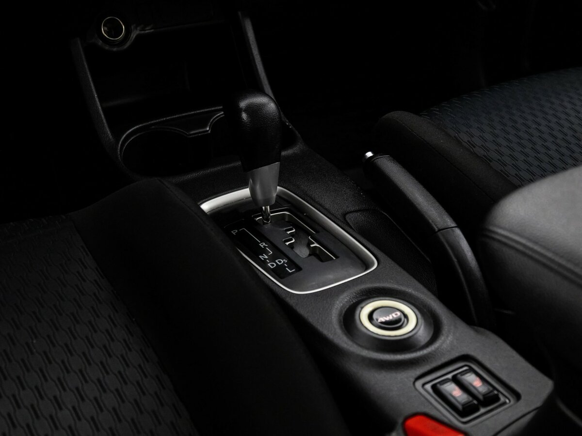 Mitsubishi Outlander III Рестайлинг, 2014 Фото №10